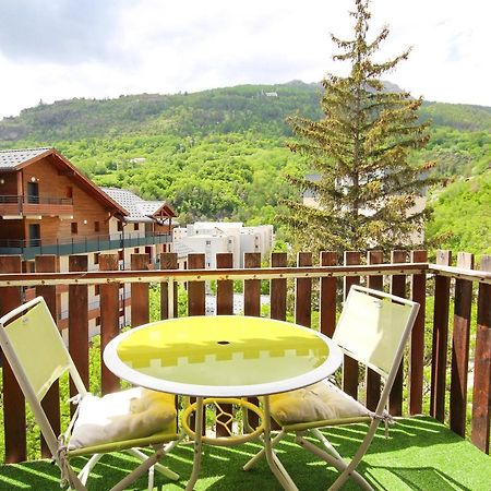 Coquet Appartement Type 2 De 56 M² En Centre Ville Briançon Exteriör bild