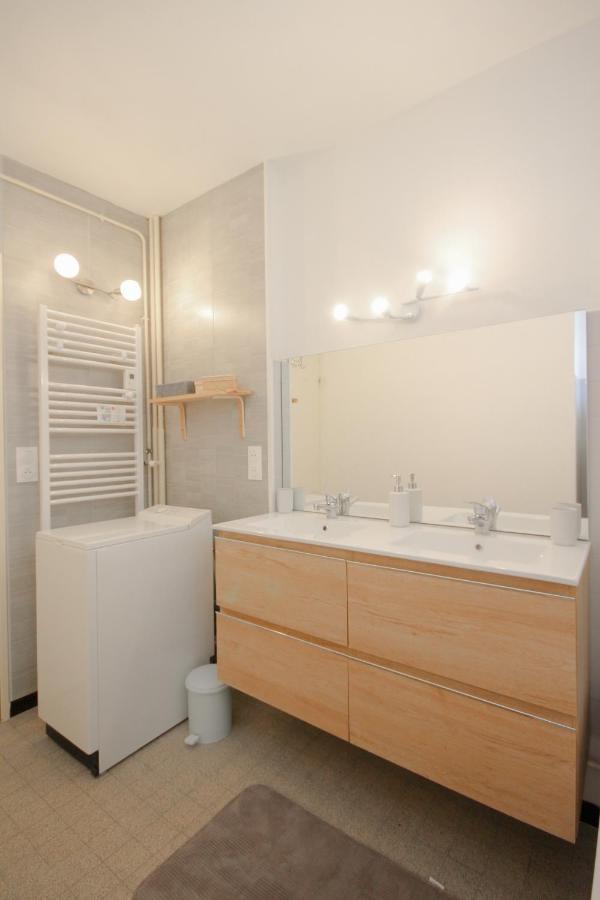 Coquet Appartement Type 2 De 56 M² En Centre Ville Briançon Exteriör bild